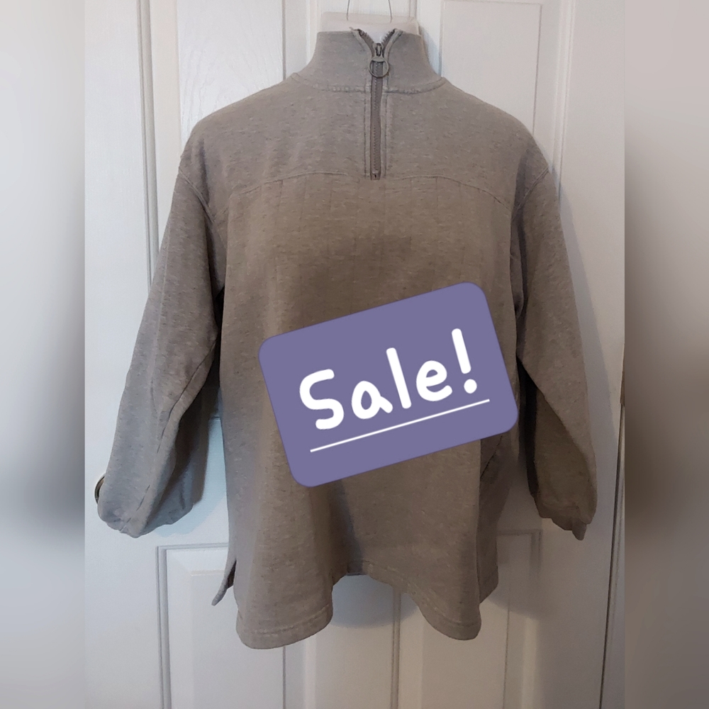 Points West top sweater  Medium sweatshirt